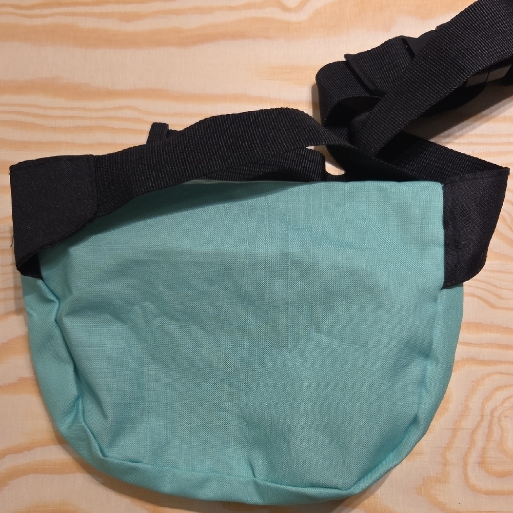 Unisex Tropical Green Bacardi Fanny Pack - Picture 3 of 4